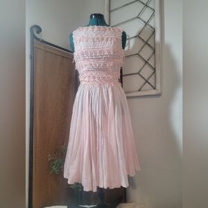 Vintage 1950's Light Pink CARLYE Boot Neck Cotton Lace Bodice Formal Midi Dress.